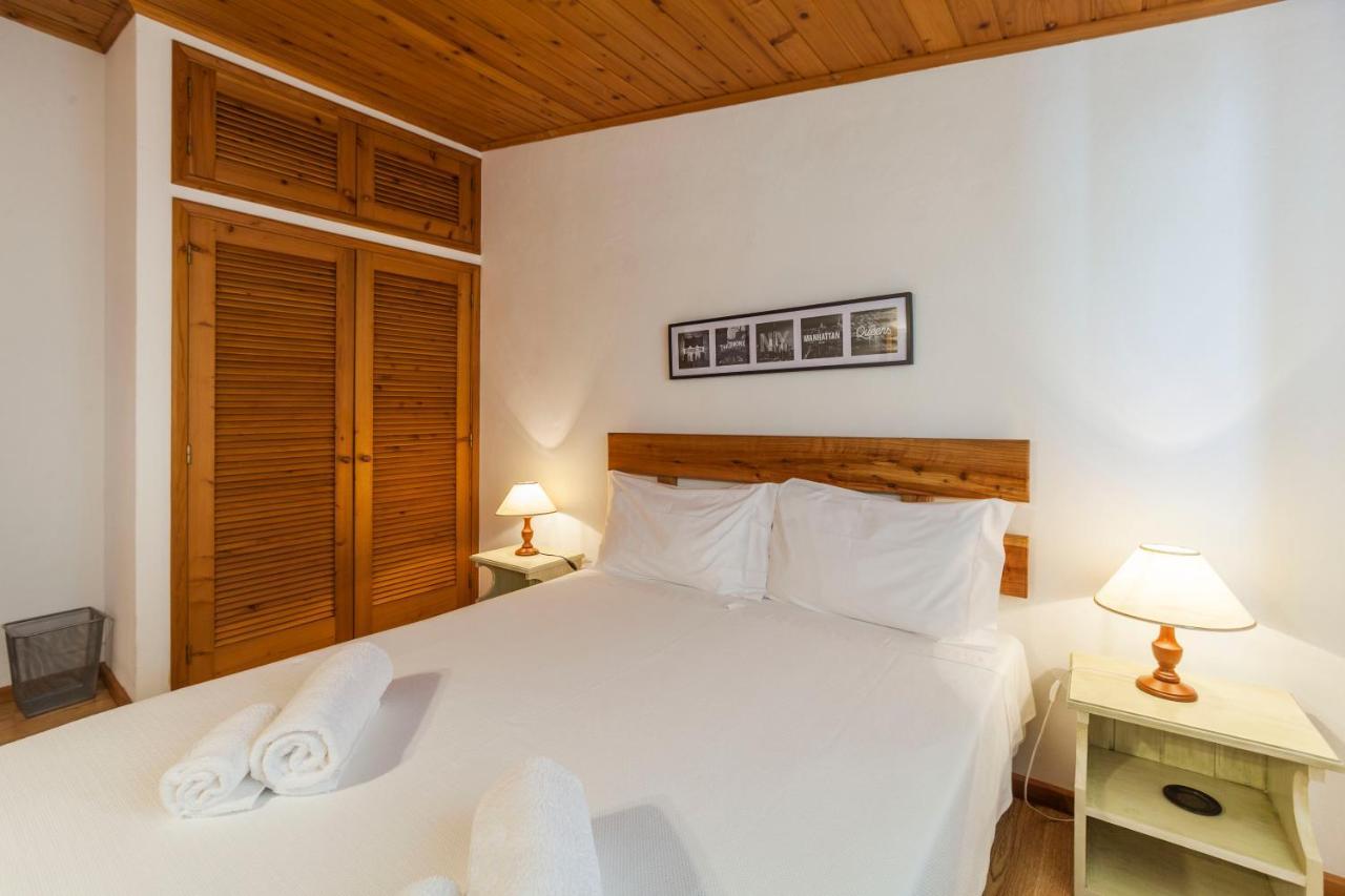 Casas Do Porto Villa Mosteiros  Exterior photo